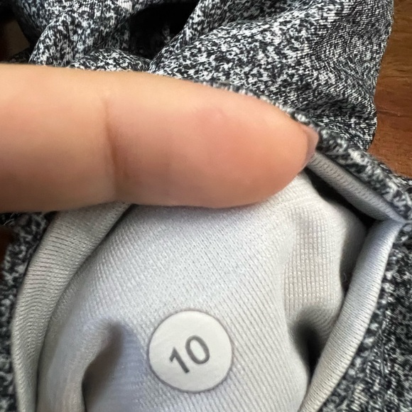 Lululemon High-Rise Leggings – Size 10 - Picture 2 of 3